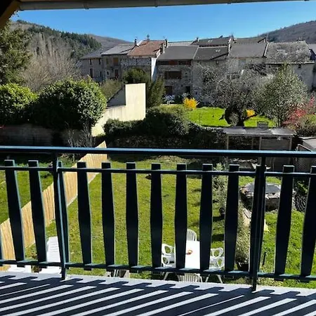 Petit Paradis Dans L'aveyron Сен-Жан-дю-Брюэль