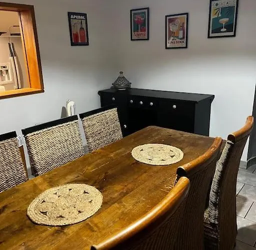 度假居 Petit Paradis Dans L'aveyron 圣让迪布吕耶勒