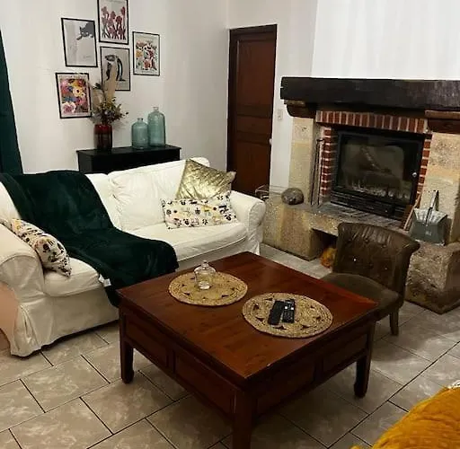 度假居 Petit Paradis Dans L'aveyron 圣让迪布吕耶勒