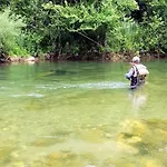 Petit Paradis Dans L'aveyron 생-장-뒤-브루엘