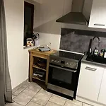 Petit Paradis Dans L'aveyron 펜션 *