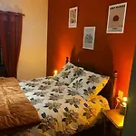 펜션 Petit Paradis Dans L'aveyron 생-장-뒤-브루엘