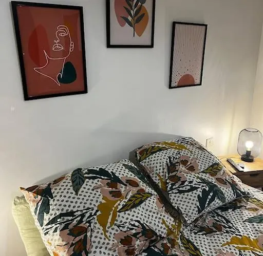 펜션 Petit Paradis Dans L'aveyron 생-장-뒤-브루엘