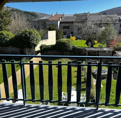 Petit Paradis Dans L'aveyron 생-장-뒤-브루엘